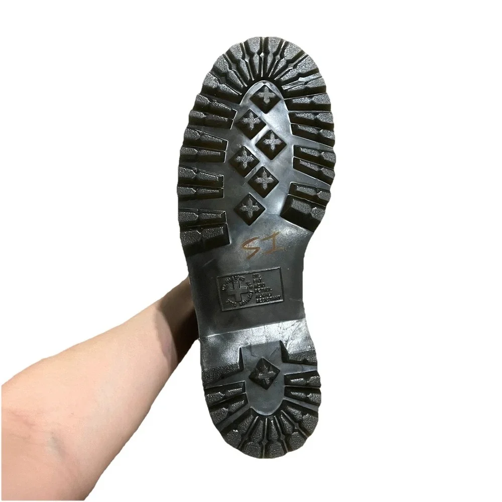 Dr. Martens Black Women's Molly Platform Boots with Bouncing Sole Size‎ 10